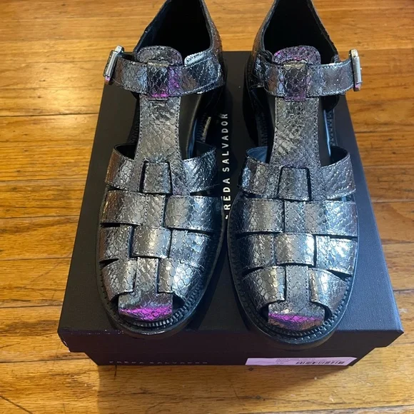 NEW FREDA SALVADOR women's dahlia sandals in silver worn twice - Picture 3 of 6